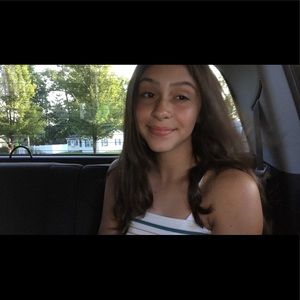 Meet your Posher, Maria